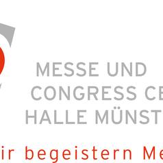 Logo des Messe und Congress Centrum Halle Münsterland mit begleitetem Slogan „Wir begeistern Menschen“.