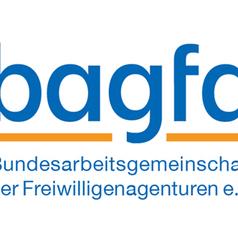 Logo der BAGFA mit blauem Text "bagfa" und orangefarbener Linie, darunter "Bundesarbeitsgemeinschaft der Freiwilligenagenturen e.V."