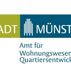 Logo der Stadt Münster, Amt für Wohnungswesen und Quartiersentwicklung in grüner und blauer Farbgestaltung.